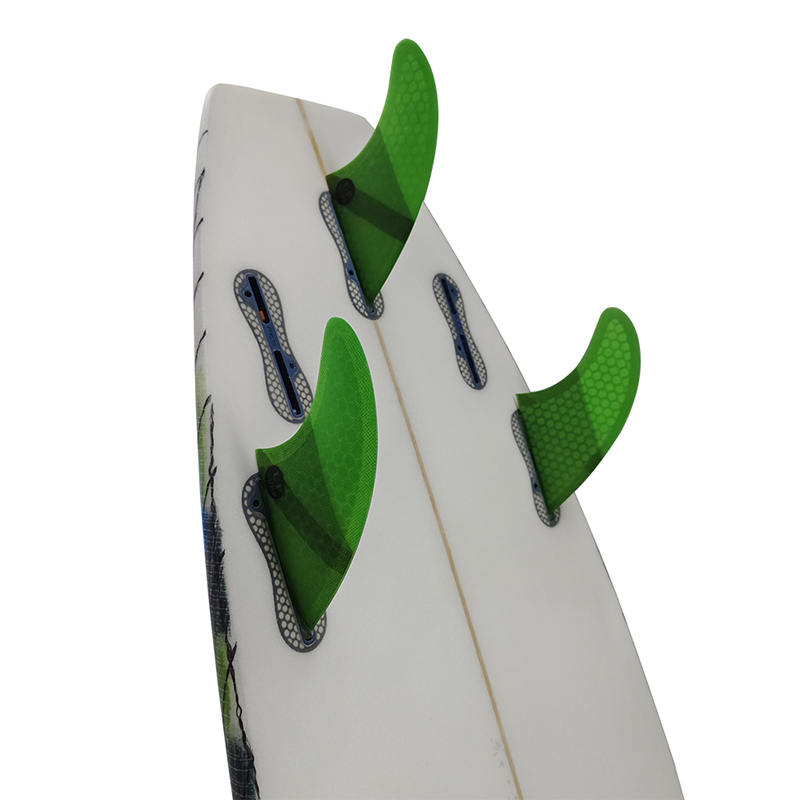 زعانف لوح ركوب الأمواج M Tri F - مراجعة Swim Fins وسعره