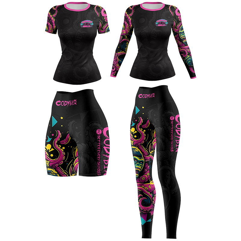 طقم راش جارد نسائي من كودي لون - مراجعة Rash Guard وسعره